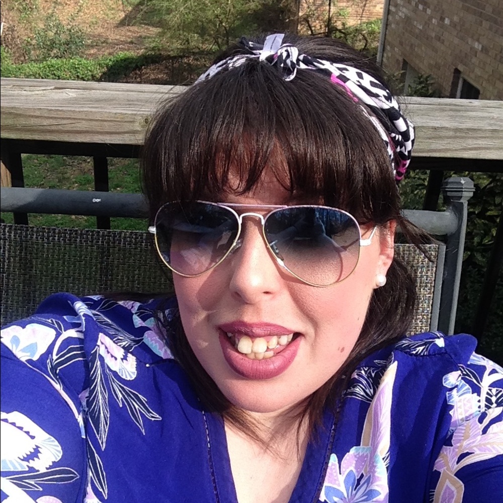 Meet your Posher, Ammorett